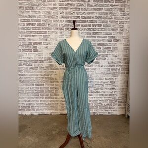 NWT Francesca’s jumpsuit